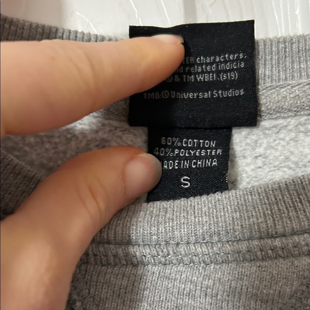 Universal Studios Hufflepuff pullover Sweatshirt - image 2